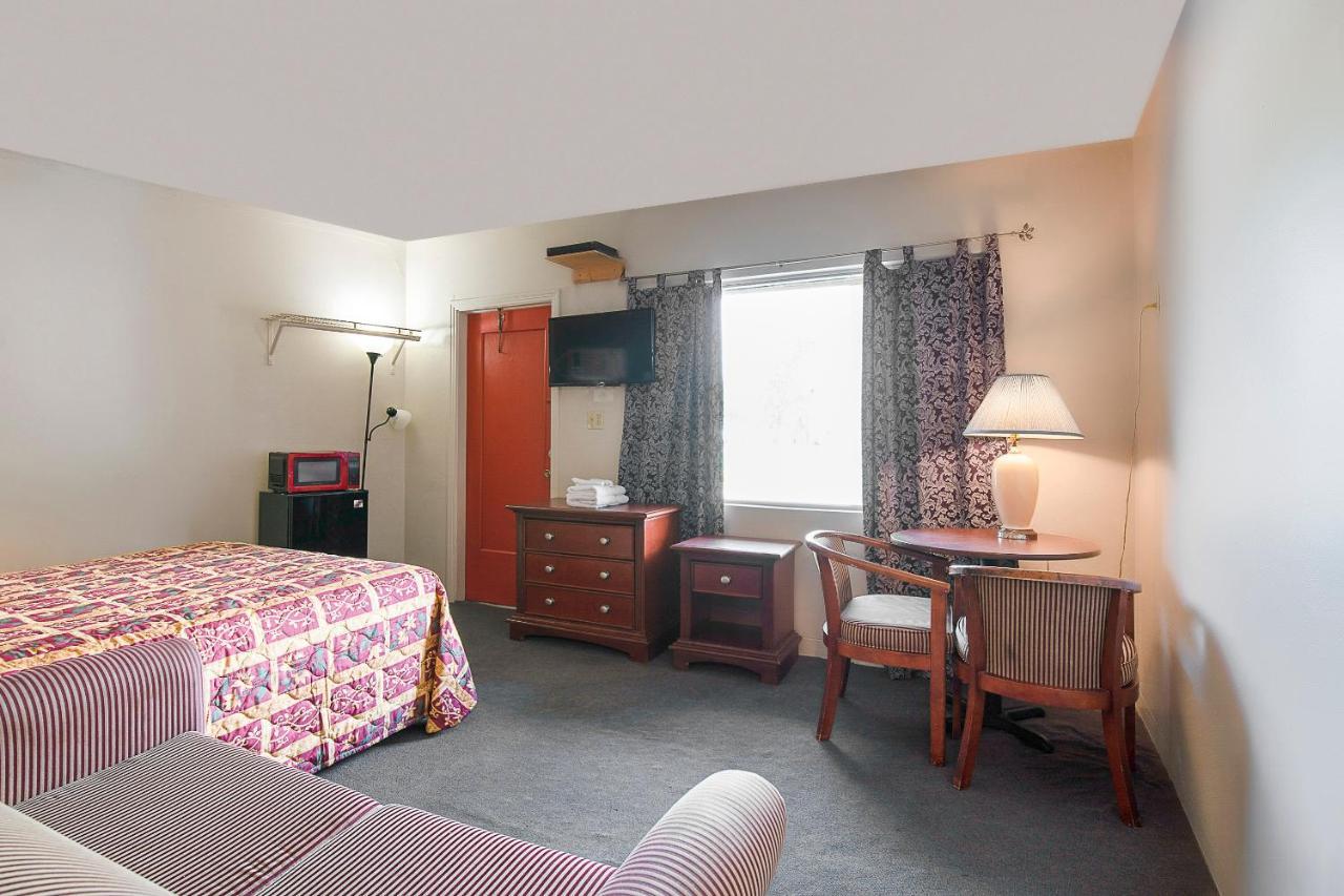 Hotel O Near Fanning Springs State Park Us Hwy 98 Old Town Экстерьер фото