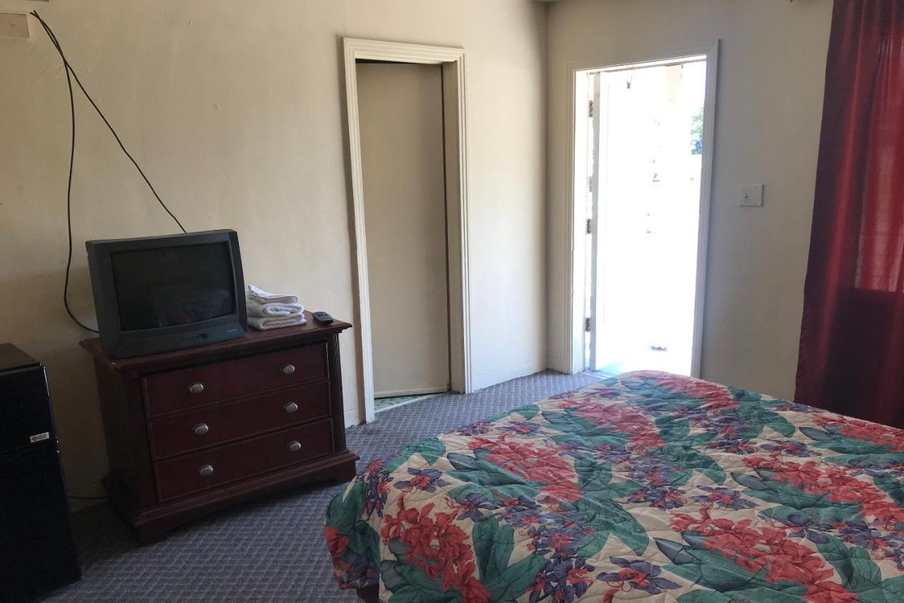 Hotel O Near Fanning Springs State Park Us Hwy 98 Old Town Экстерьер фото