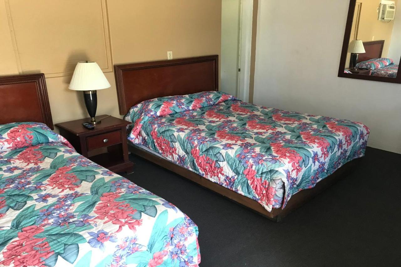 Hotel O Near Fanning Springs State Park Us Hwy 98 Old Town Экстерьер фото