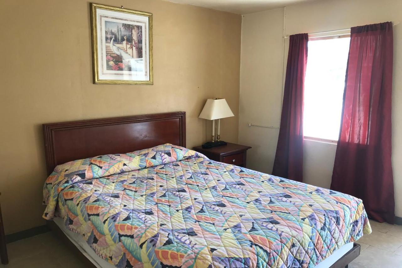 Hotel O Near Fanning Springs State Park Us Hwy 98 Old Town Экстерьер фото
