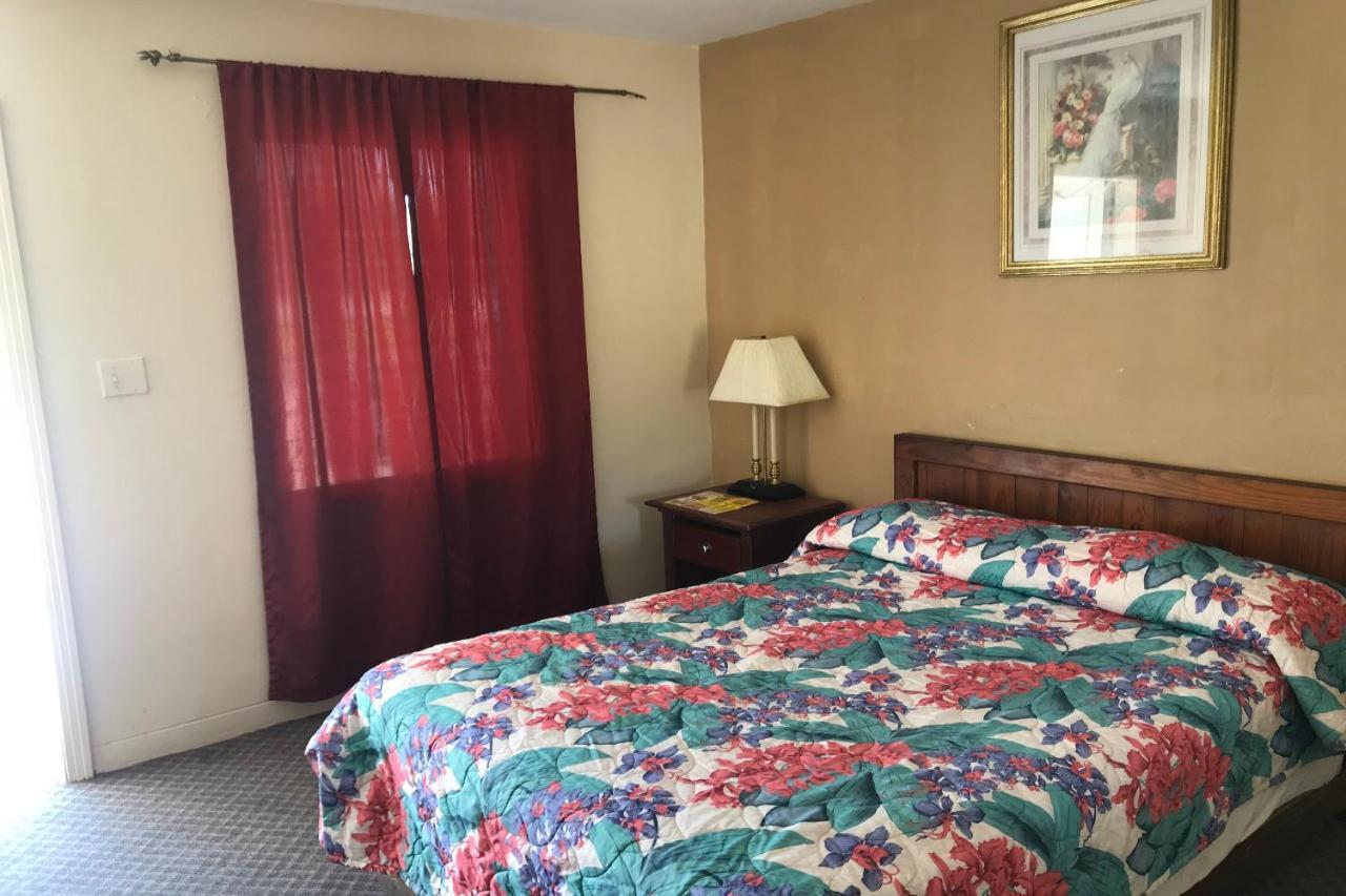 Hotel O Near Fanning Springs State Park Us Hwy 98 Old Town Экстерьер фото