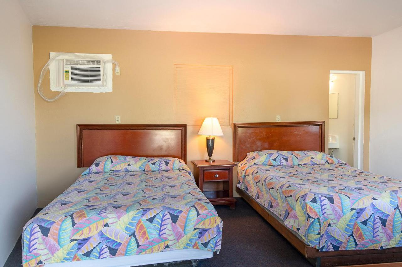 Hotel O Near Fanning Springs State Park Us Hwy 98 Old Town Экстерьер фото